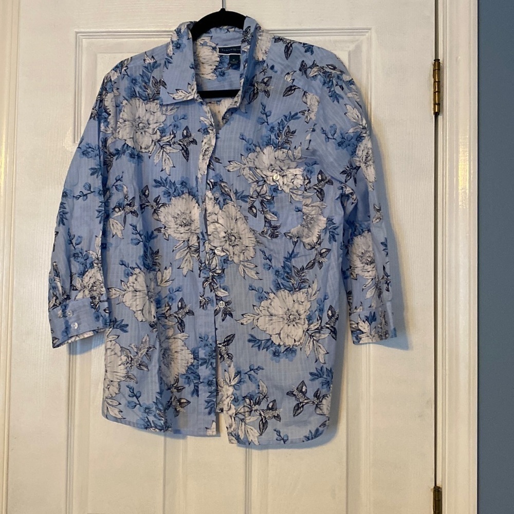 Karen Scott womens button top blouse; size xl